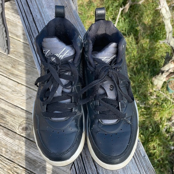 Nike Air Jordan’s size 4.5 youth - Picture 6 of 6